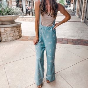 Overall jumpsuit